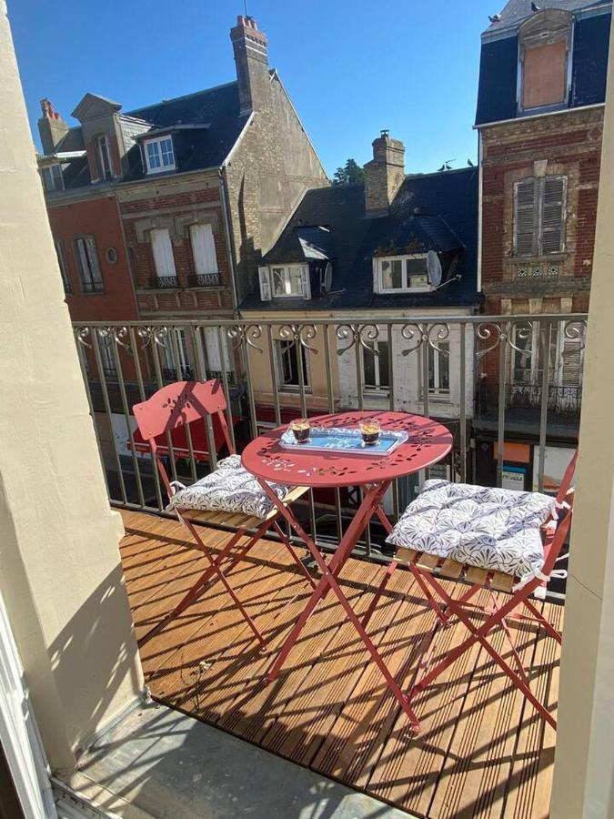 Nid Douillet Sur Apartment *