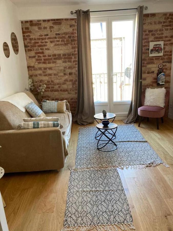 Nid Douillet Sur Apartment *